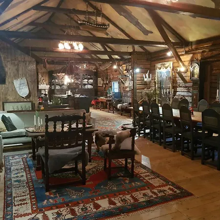 Bed & Breakfast Lysko Gjestegard 3*