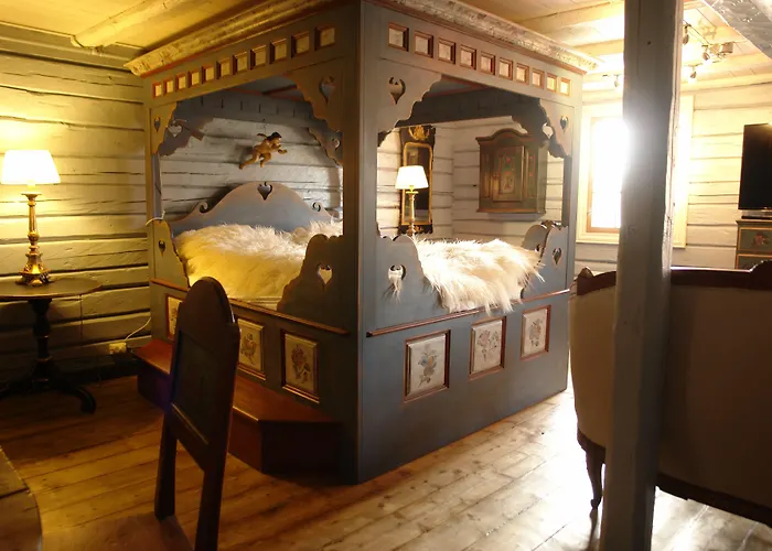 Lysko Gjestegard Bed & Breakfast 4*