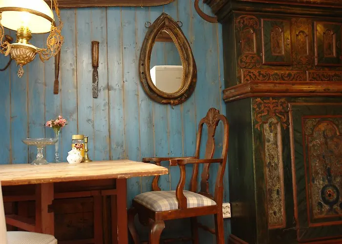 Lysko Gjestegard Bed and Breakfast 4*