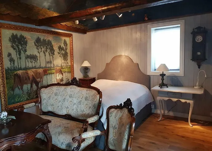 Bed and Breakfast Lysko Gjestegard 4*