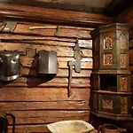 里斯克盖斯特加住宿加早餐旅馆 住宿加早餐酒店 拉尔维克