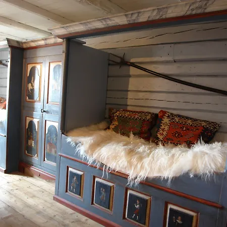 Lysko Gjestegard Bed & Breakfast