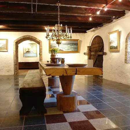 فندق مبيت وإفطار Lysko Gjestegard