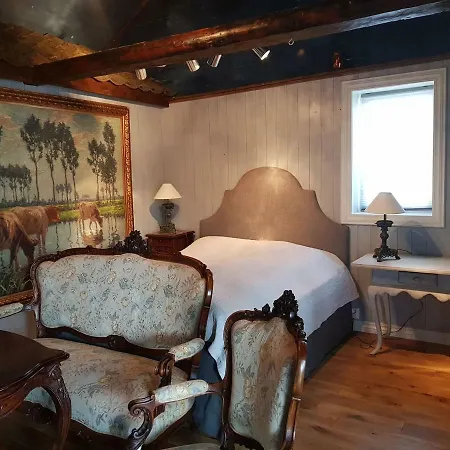 فندق مبيت وإفطار Lysko Gjestegard 4*