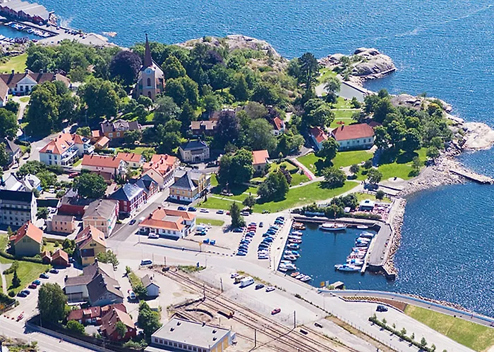 Lysko Gjestegard Bed & Breakfast 4*